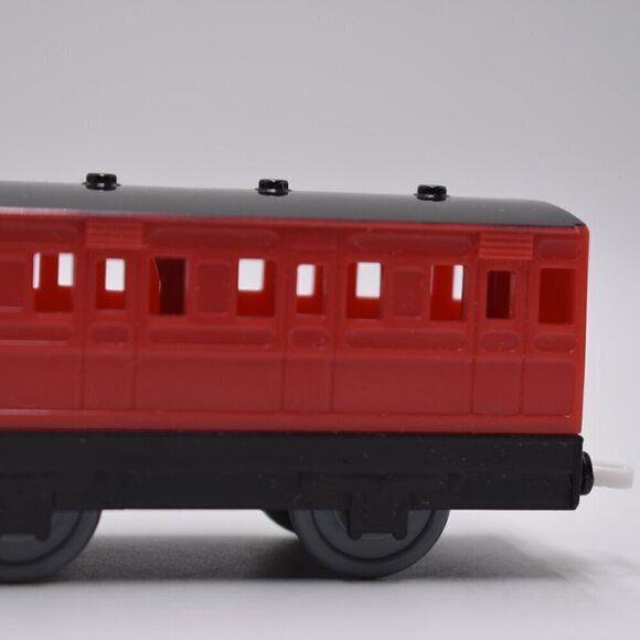 Thomas & Friends Trackmaster Train Tank Engine Red Black Coach Car 2006 Hit Toy - Picture 3 of 7